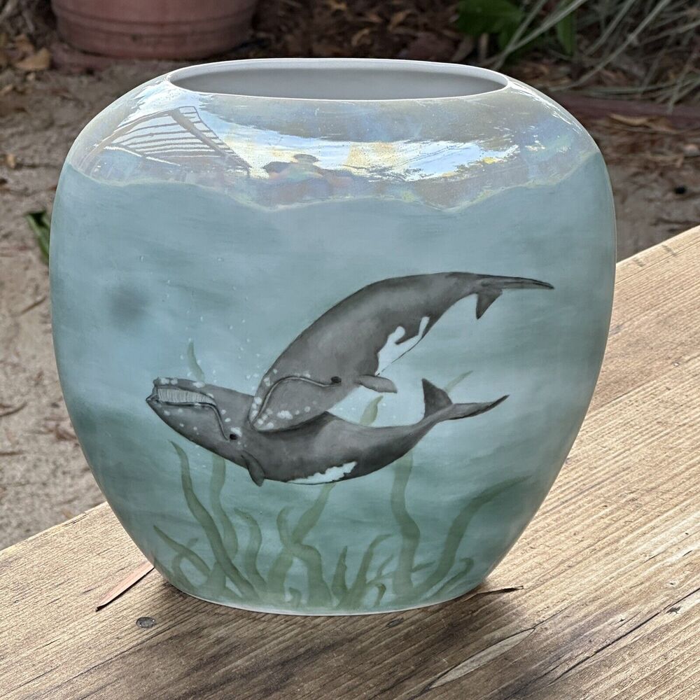 Vintage Handmade Painted Whale Ocean Porcelain Pillow Vase Decor Signed Inger - Picture 4 of 10